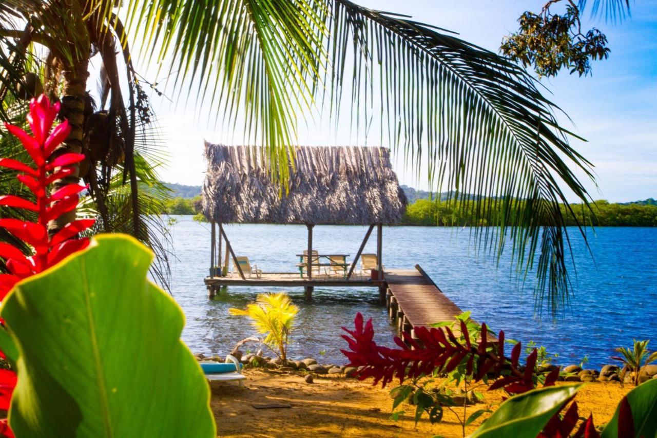 Bed & Breakfast Secretos Bocas del Toro