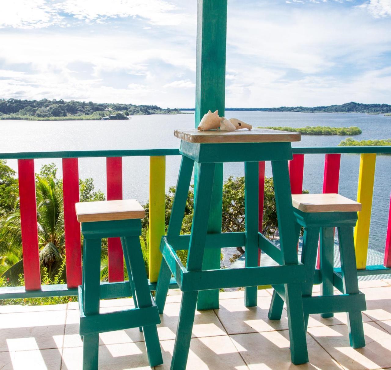 Bed & Breakfast Secretos Bocas del Toro